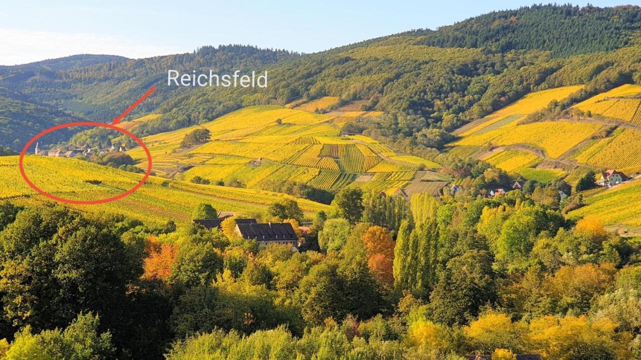 Janea Deep Red House Villa Reichsfeld Eksteriør bilde